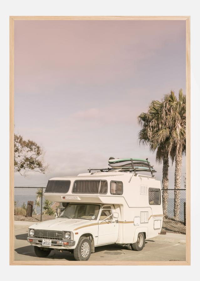 Vintage Camper Parked Póster