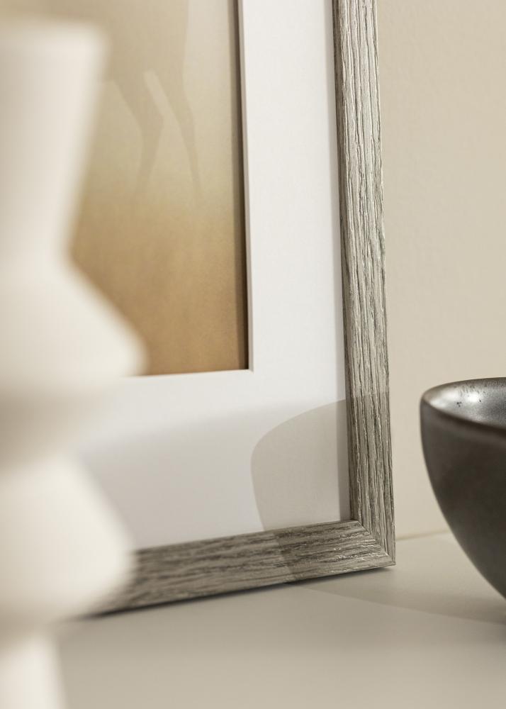 Marco Stilren Gris Roble 70x100 cm - Paspartús Blanco 62x85 cm