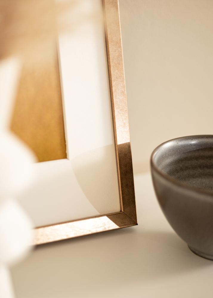 Marco Ares latón 40x50 cm - Paspartús Blanco 30x40 cm