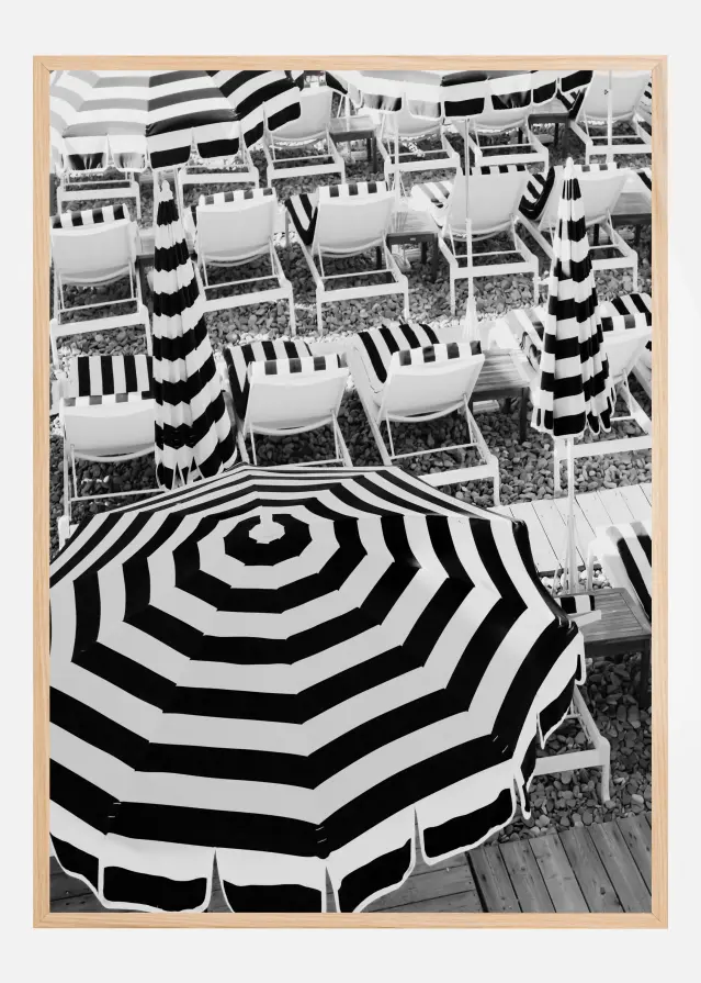 Black and White Beach Umbrellas Póster