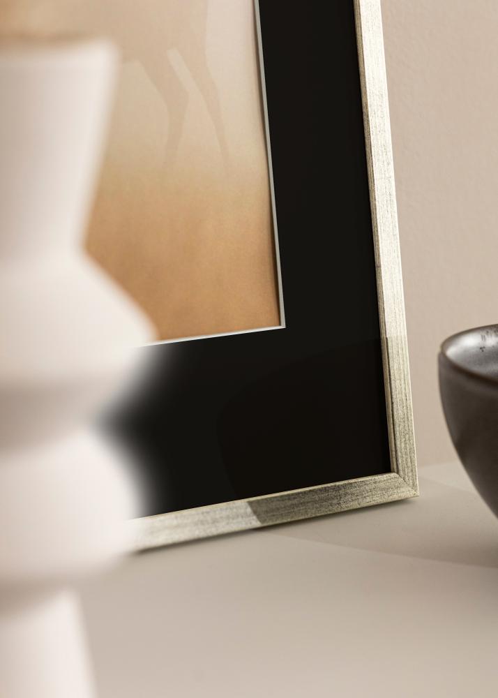 Marco Galant Plateado 40x50 cm - Paspartú Negro 12x16 inches