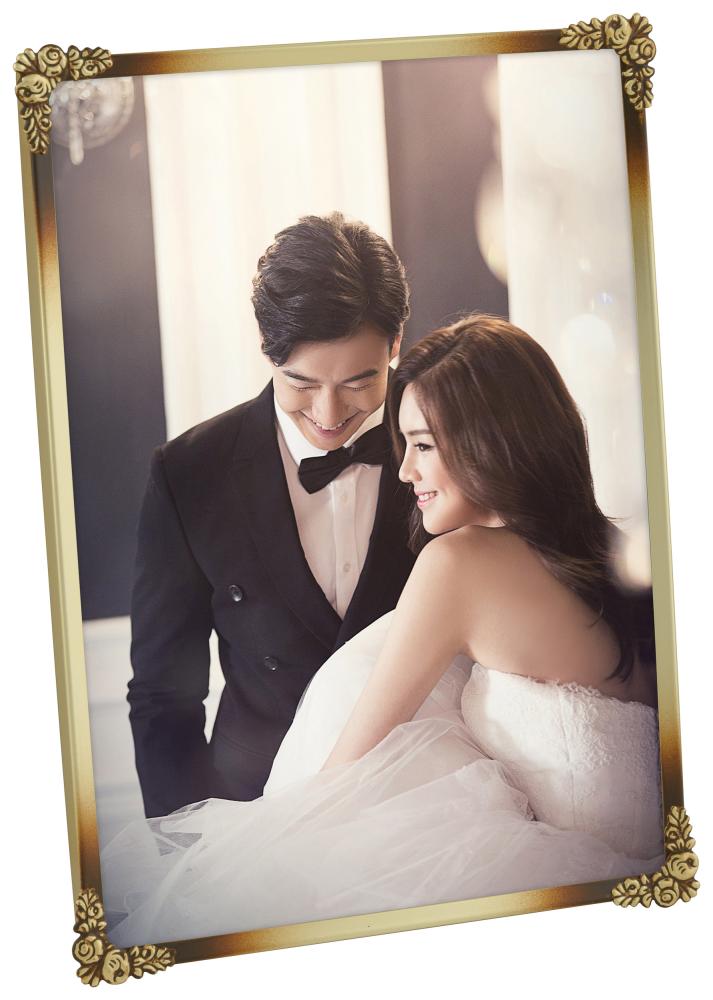 Marco Rosen Metálico Dorado 15x20 cm