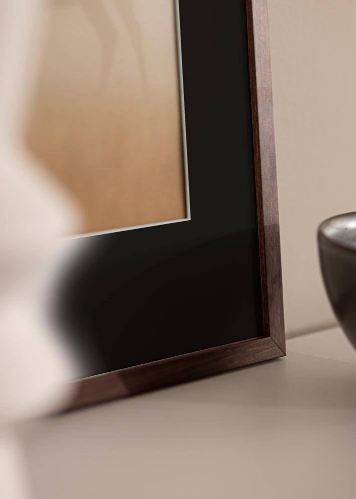 Marco Galant Castaño 40x50 cm - Paspartú Negro 12x16 inches