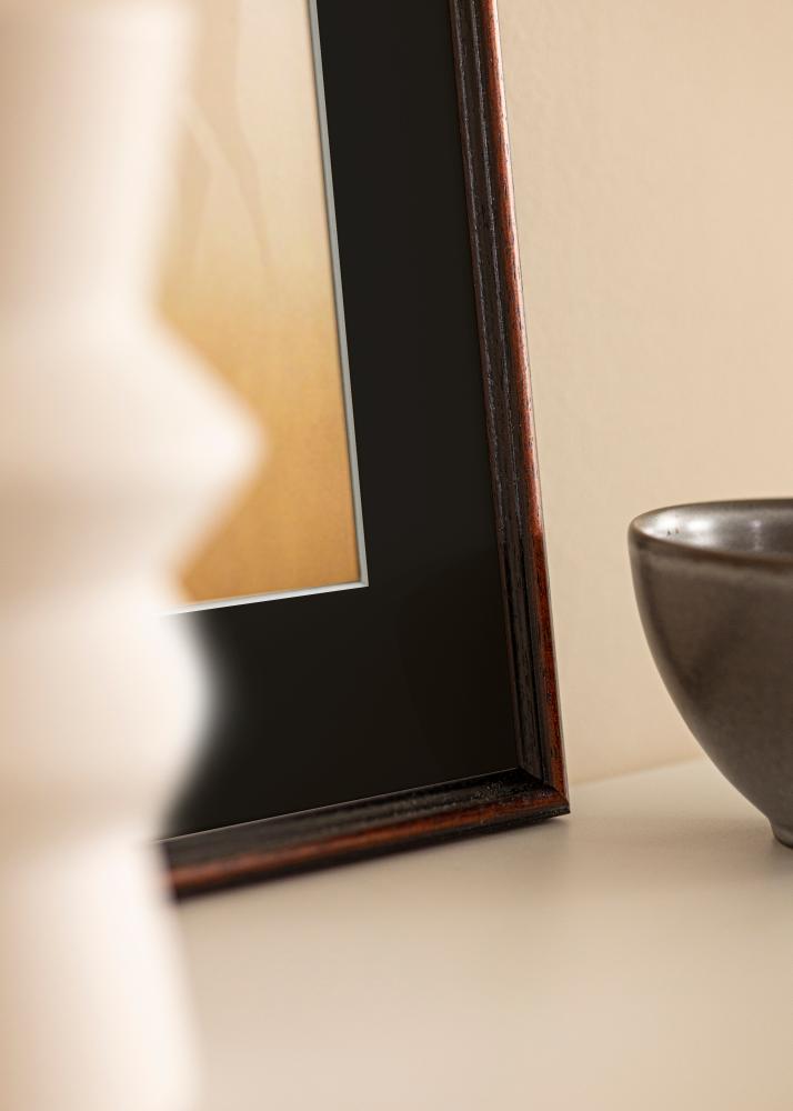 Marco Horndal Castaño 45x60 cm - Paspartú Negro 32x45 cm