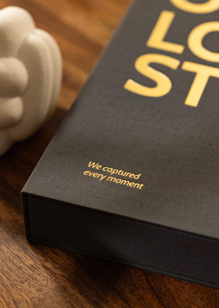 KAILA OUR LOVE uds.ORY Black - Coffee Table Photo Álbum (60 Negro Páginas)