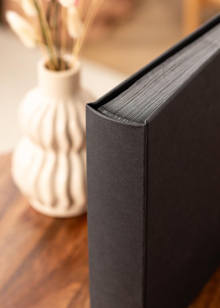 Wiro Álbum Negro - 30x30 cm (100 Páginas negras / 50 hojas)