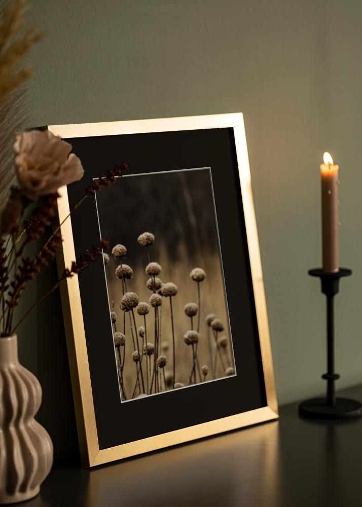 Marco Selection Dorado 13x18 cm - Paspartú Negro 9x12 cm