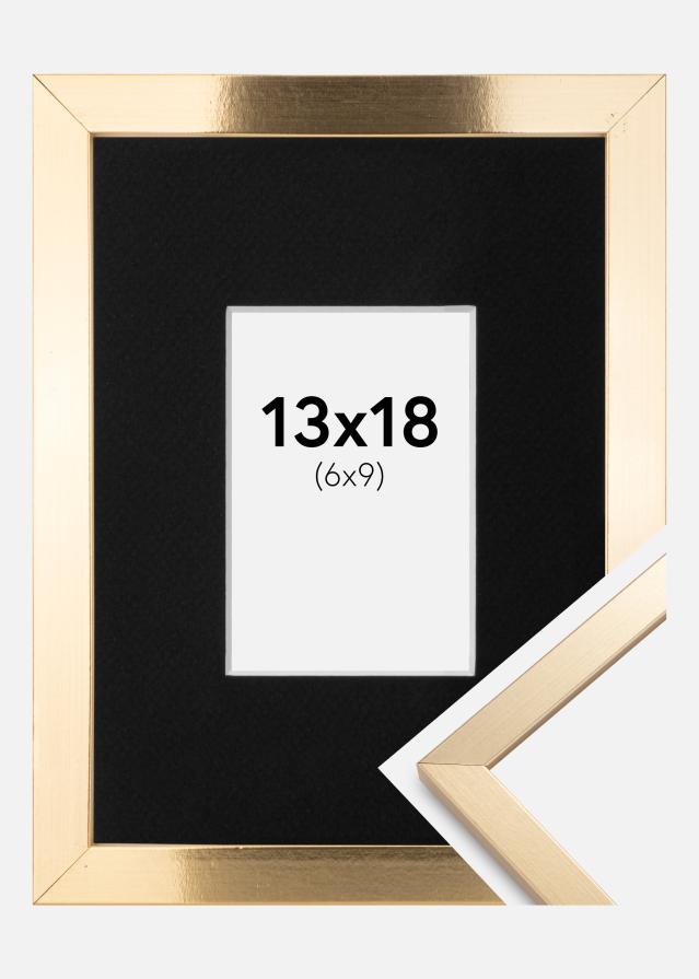 Marco Trendy Dorado 13x18 cm - Paspartú Negro 7x10 cm