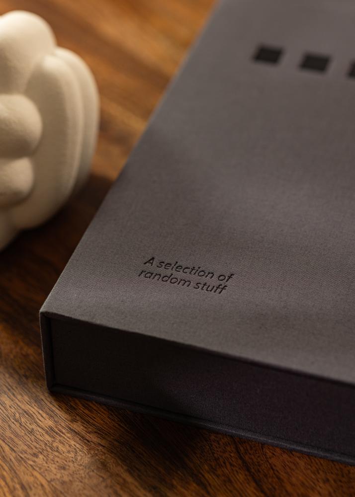 KAILA ... - Coffee Table Photo Álbum (60 Páginas negras / 30 hojas)