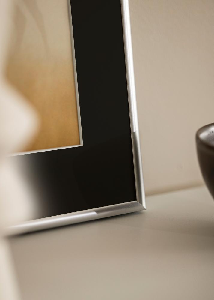 Marco Victoria Plateado 40x50 cm - Paspartú Negro 30x40 cm