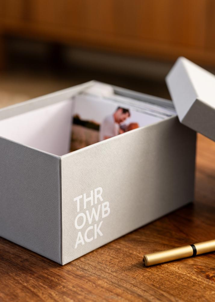 KAILA THROWBACK Caja de fotos (700 imágenes en 10x15 cm) - Gris