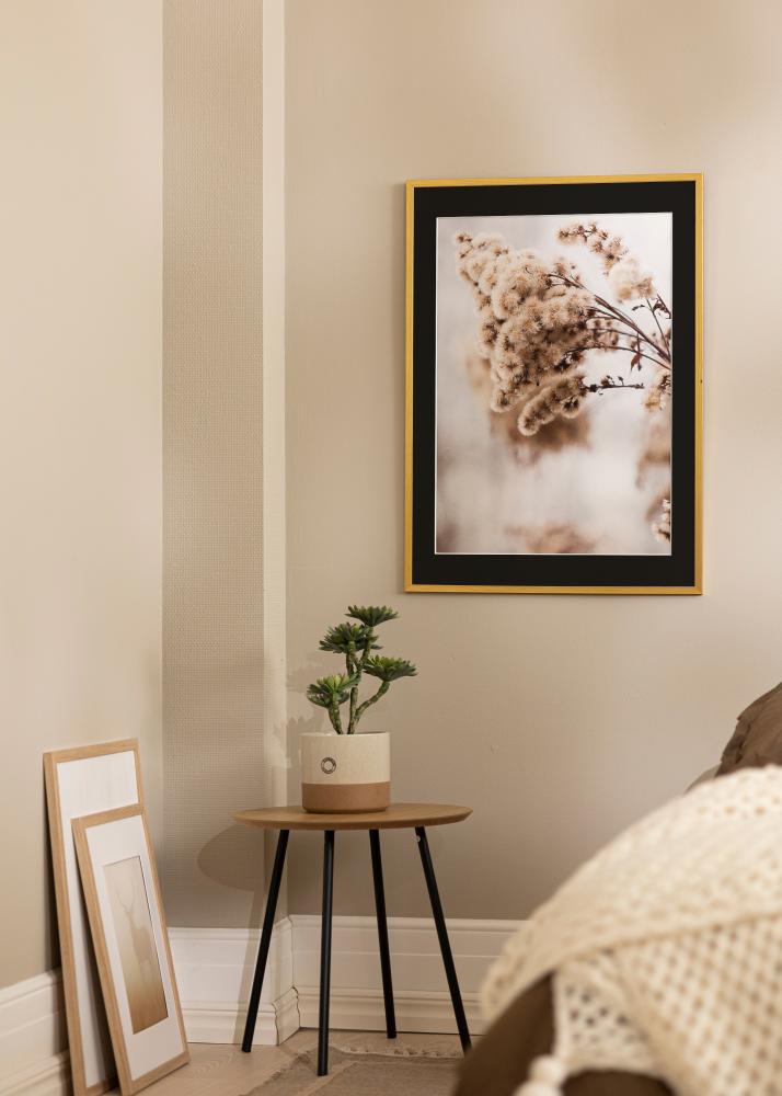 Marco Edsbyn Dorado 30x40 cm - Paspartú Negro 8x12 inches