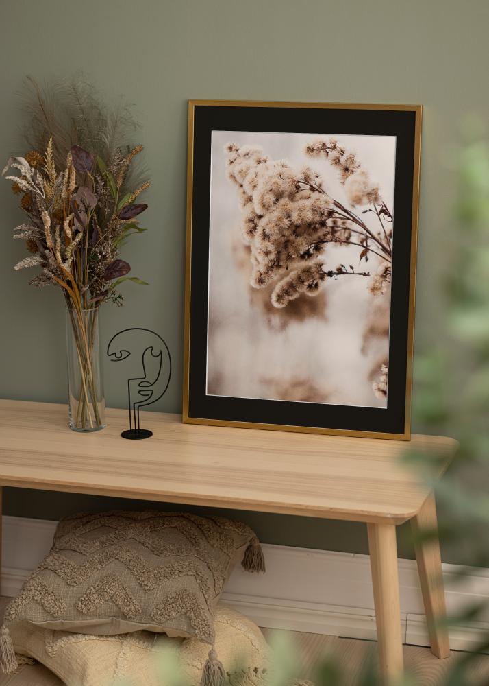 Marco Edsbyn Dorado 30x40 cm - Paspartú Negro 8x12 inches