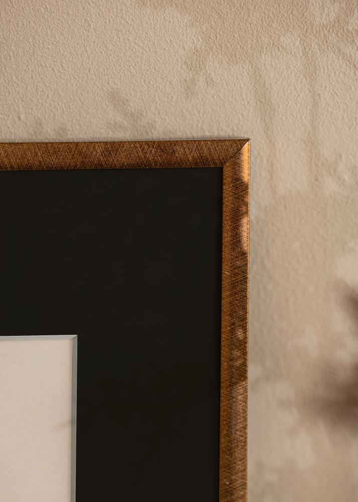 Marco New Lifestyle Bronce 70x100 cm - Paspartú Negro 62x85 cm